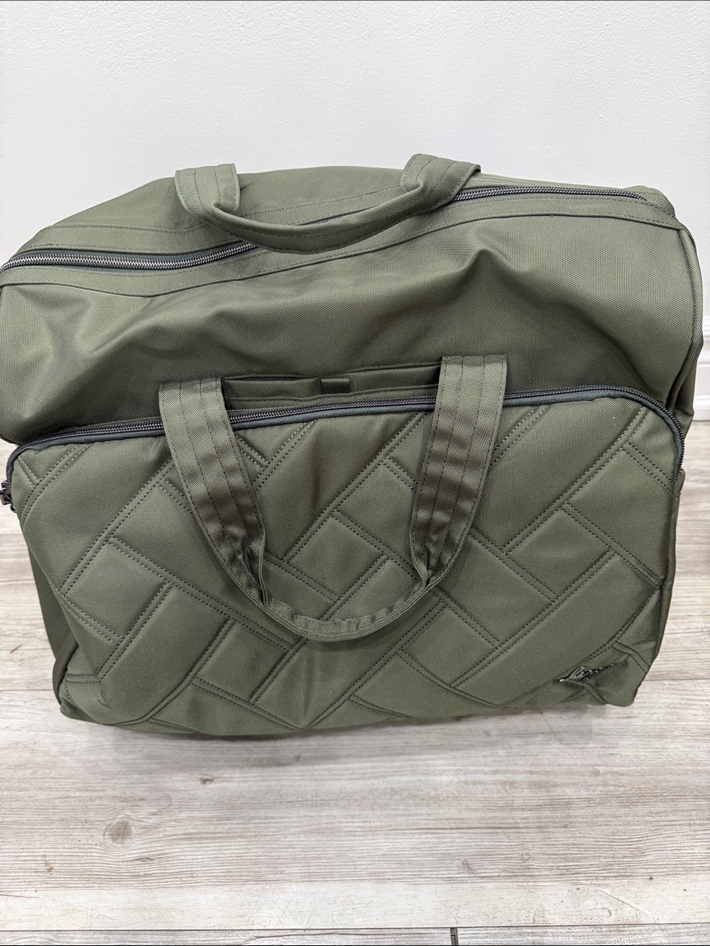 Lug Olive Quilted Travel Weekender Bag - Men's Carryall